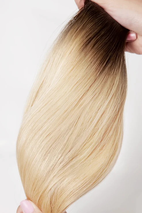 Ponytail Cheveux Naturels – Rooted Blonde (#T2/60A) – 120g